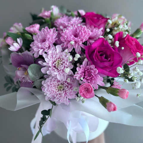 Композиция «Идеал» от интернет-магазина «Rozman Flowers» в Нижневартовске